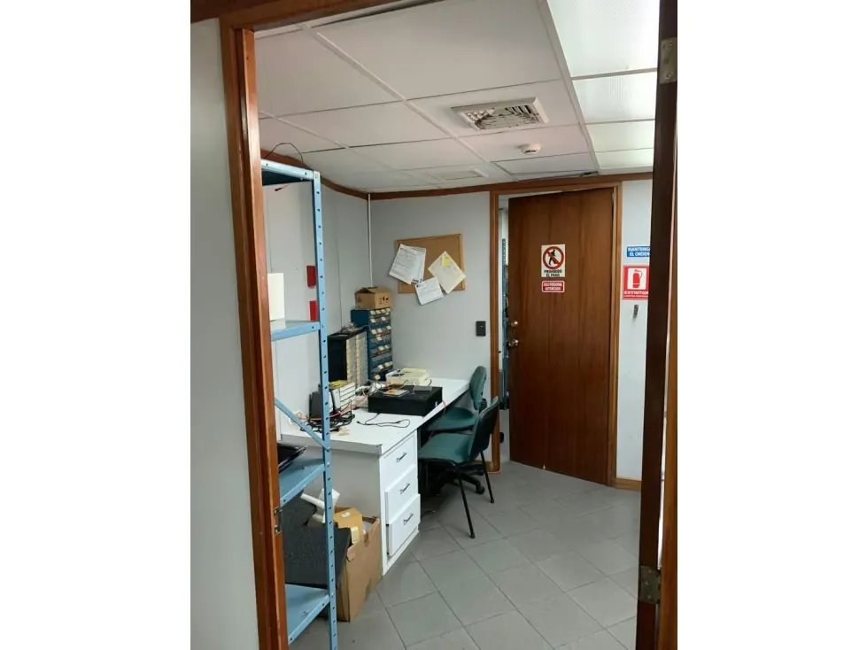 SE VENDE OFICINA EN MACARACUAY - 16