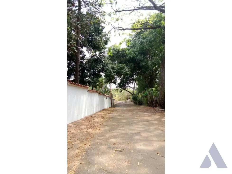 Vendo casa c/granja 525m2 Tinaquillo 8193 - 9