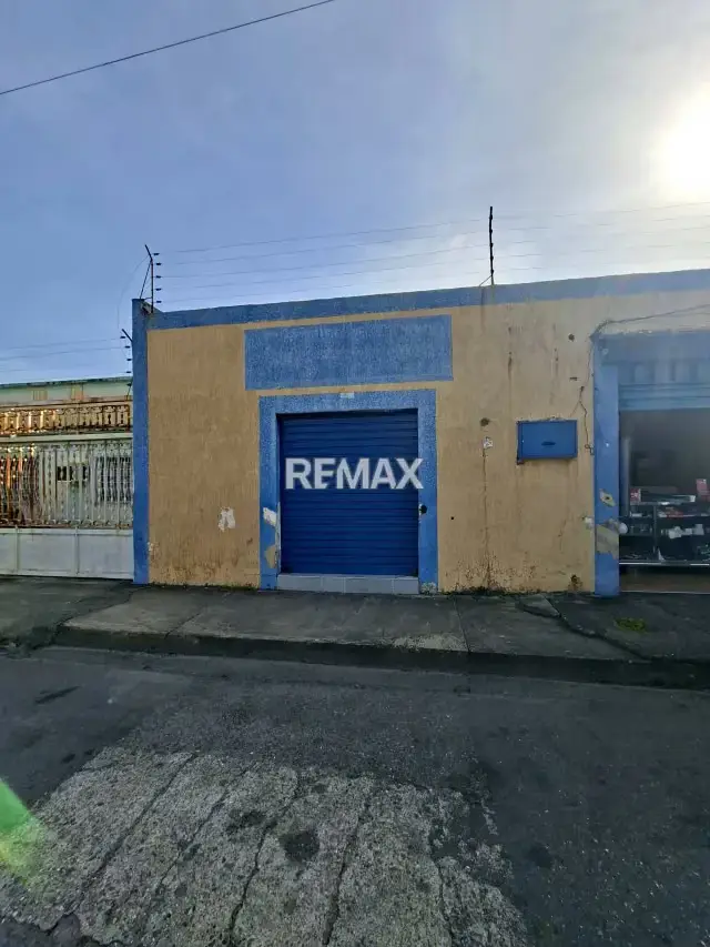 En Alquiler Local Comercial ubicado en Guanare, calle 15, entre carrera 14 y Av. Simon Bolivar, Guanare, Portuguesa, Venezuela