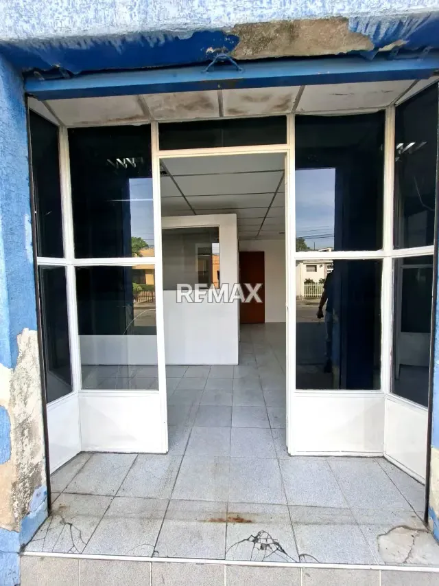 En Alquiler Local Comercial ubicado en Guanare, calle 15, entre carrera 14 y Av. Simon Bolivar, Guanare, Portuguesa, Venezuela - 2