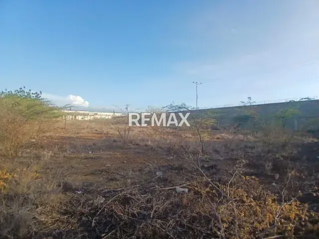 Terreno en Venta en Zona Insdustrial Coro Edo. Falcón - 7
