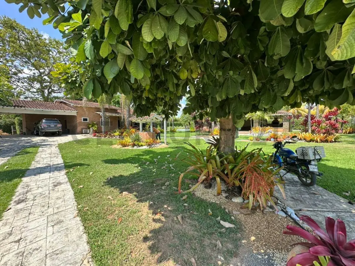 Venta de Casa - 4