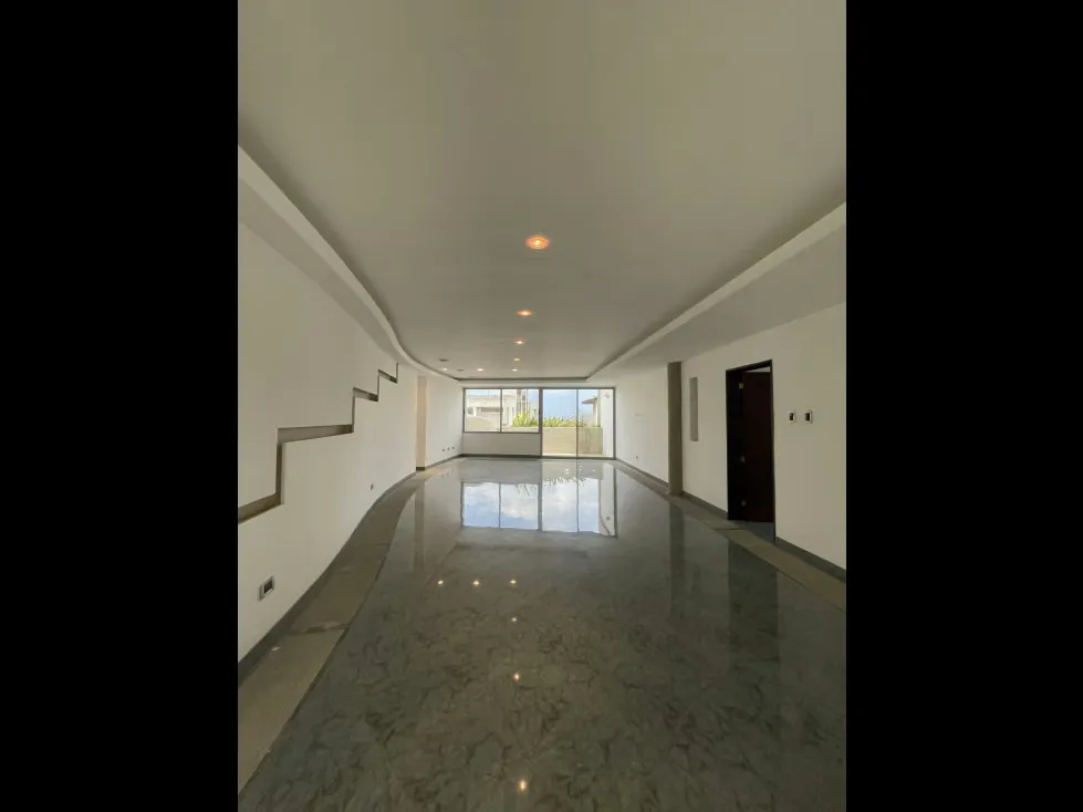 Se vende casa 1250m2 5h+2s/7.5b+s/6p Los Naranjos - 29