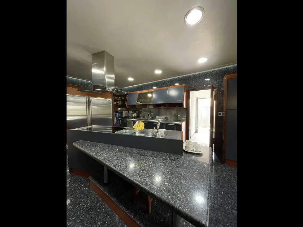 Se vende casa 1250m2 5h+2s/7.5b+s/6p Los Naranjos - 8