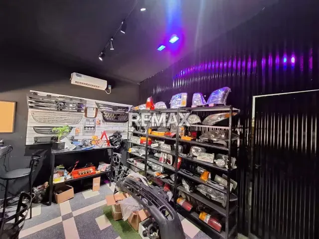 LOCAL COMERCIAL O CASA COMERCIAL EN VENTA EN AVENIDA 10 - 3