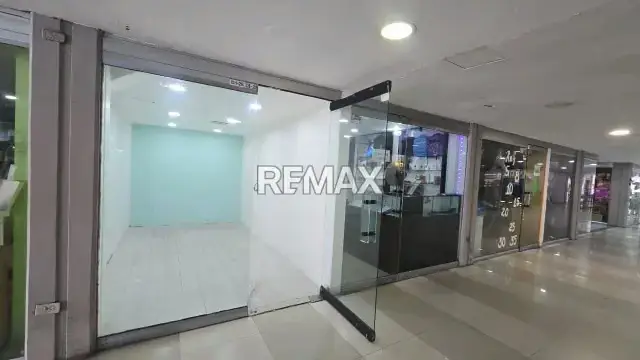 ALQUILER LOCAL EN CENTRO COMERCIAL MULTICENTRO EL VIÑEDO
