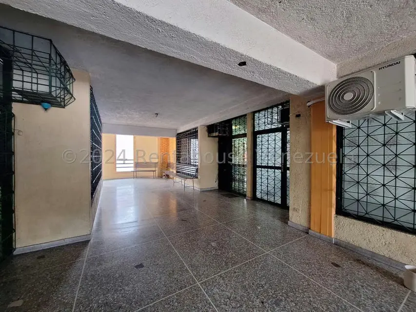 Local Comercial en Alquiler en Zona Centro, Aragua - 12