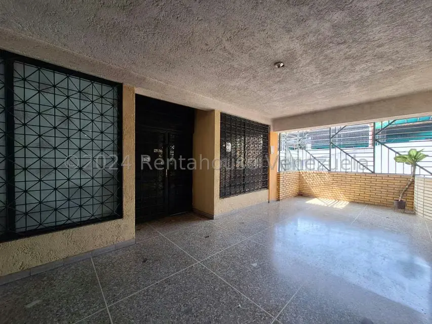 Local Comercial en Alquiler en Zona Centro, Aragua - 13