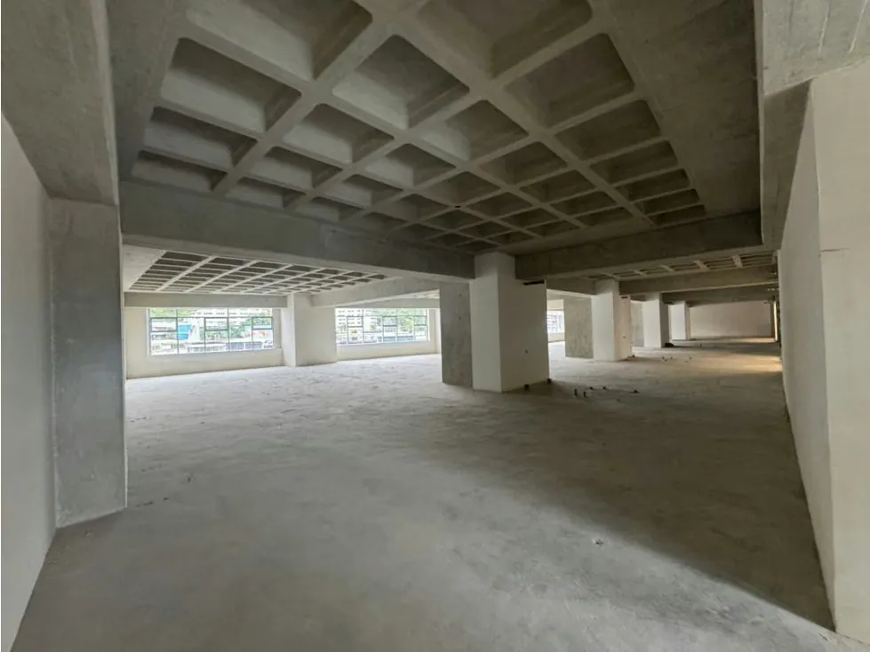 Oficinas en venta y alquiler desde 135m2 hasta 1450m2 en las Mercedes - 12