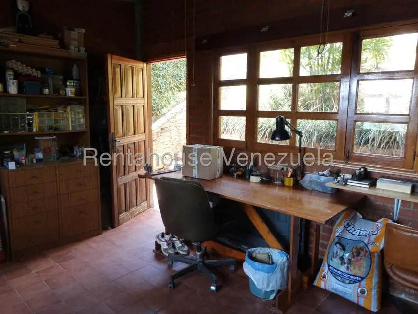 Casa (1 Nivel) en Venta en La Peña, Miranda - 25