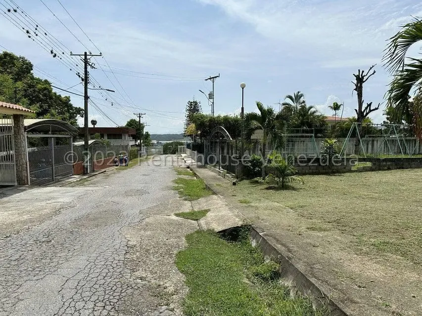 Terreno (Residencial) en Venta en Mara Country, Miranda - 10