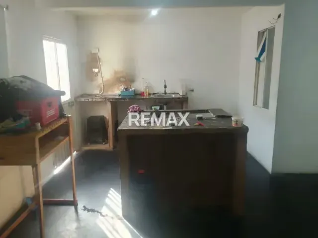 Townhouse en Gris Urb. Los Samanes - 12