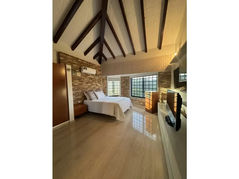 Se vende casa 2000m² 7h/10b/20p La Lagunita - 14