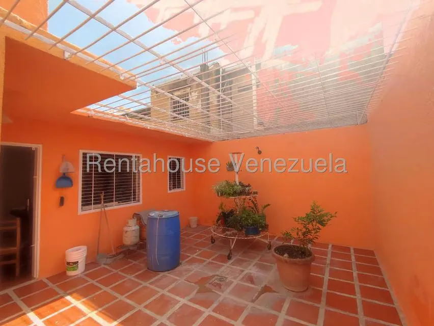Townhouse (Duplex) en Venta en Barbula, Carabobo - 11