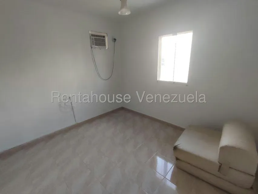 Townhouse (Duplex) en Venta en Barbula, Carabobo - 16
