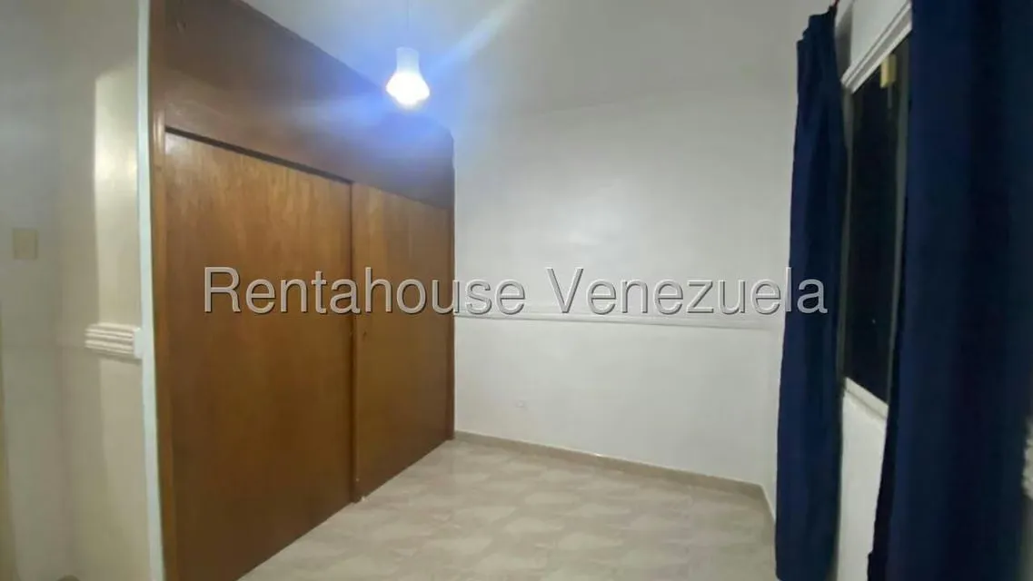 Townhouse (Duplex) en Venta en Barbula, Carabobo - 23