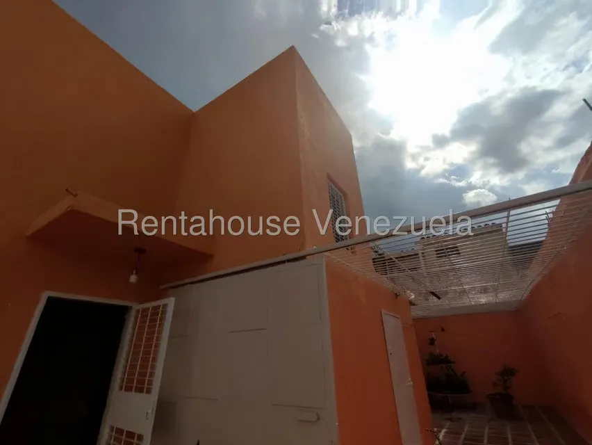Townhouse (Duplex) en Venta en Barbula, Carabobo - 26