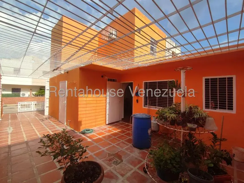 Townhouse (Duplex) en Venta en Barbula, Carabobo - 10