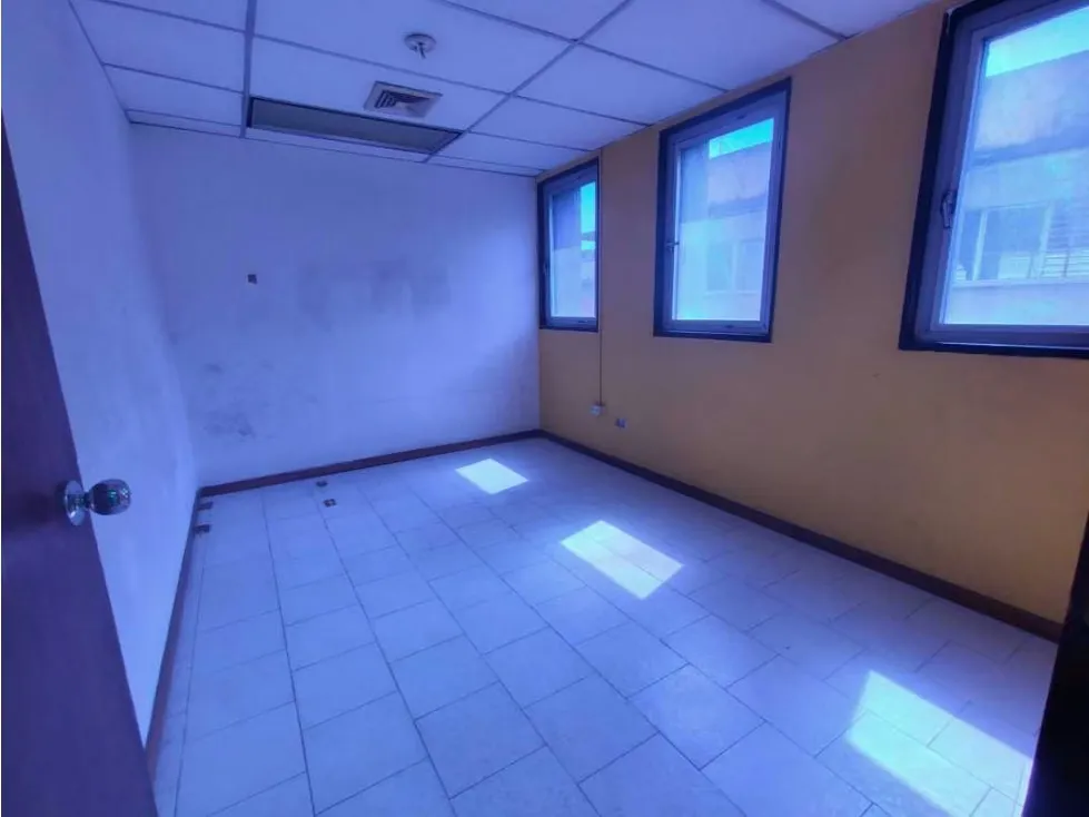 Alquilo oficina 300m2 La Urbina 4739 - 15