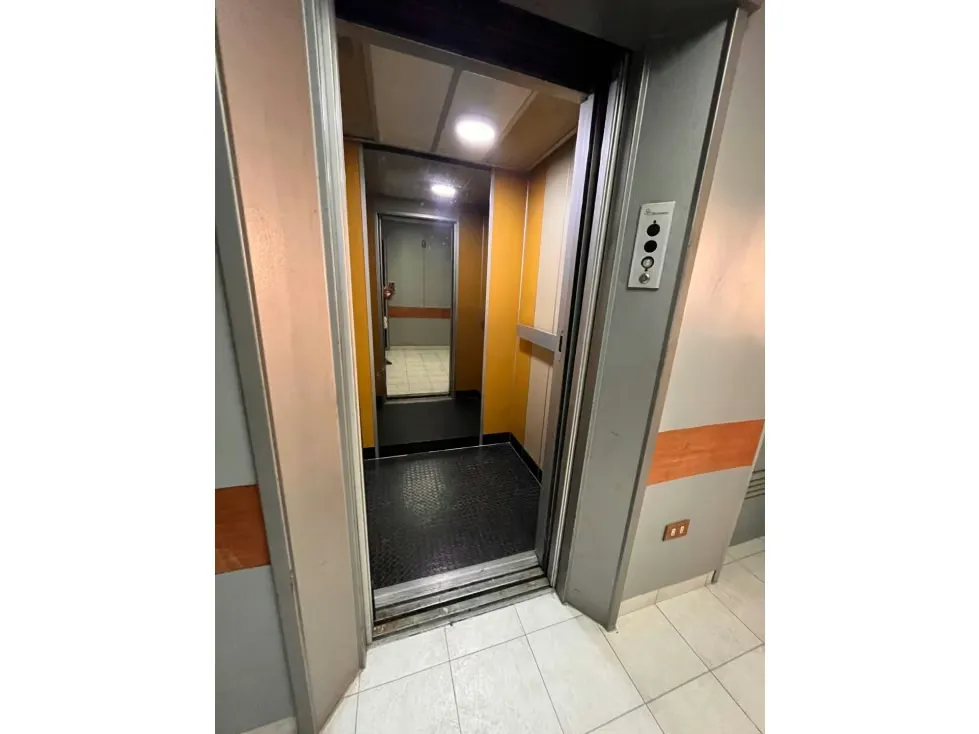Alquilo oficina 300m2 La Urbina 4739 - 7
