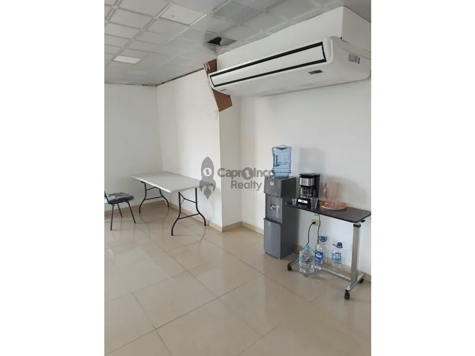 Alquiler oficina amplia Torre Camoruco - 11