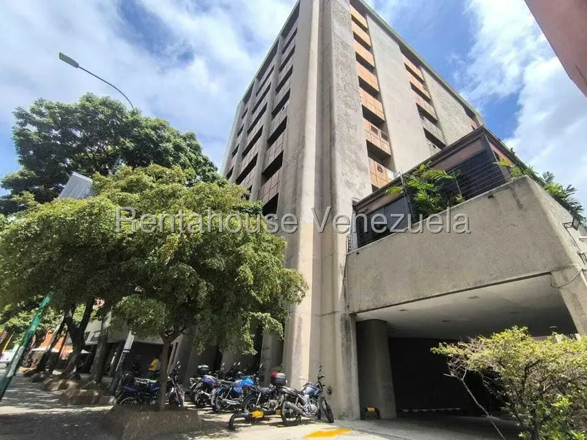 Local Comercial en Alquiler en El Rosal, Distrito Metropolitano - 2