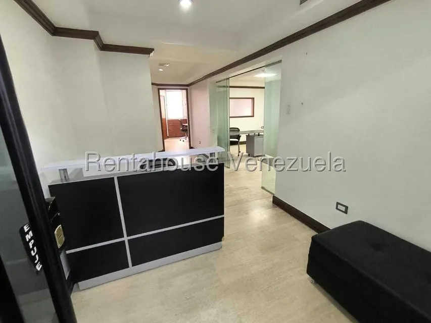 Local Comercial en Alquiler en El Rosal, Distrito Metropolitano - 4