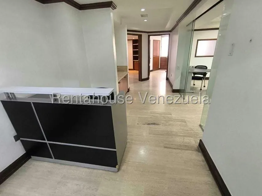 Local Comercial en Alquiler en El Rosal, Distrito Metropolitano - 5