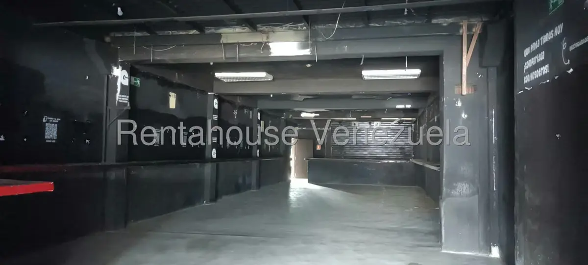 Local Comercial en Alquiler en Sector Sucua, Miranda - 12
