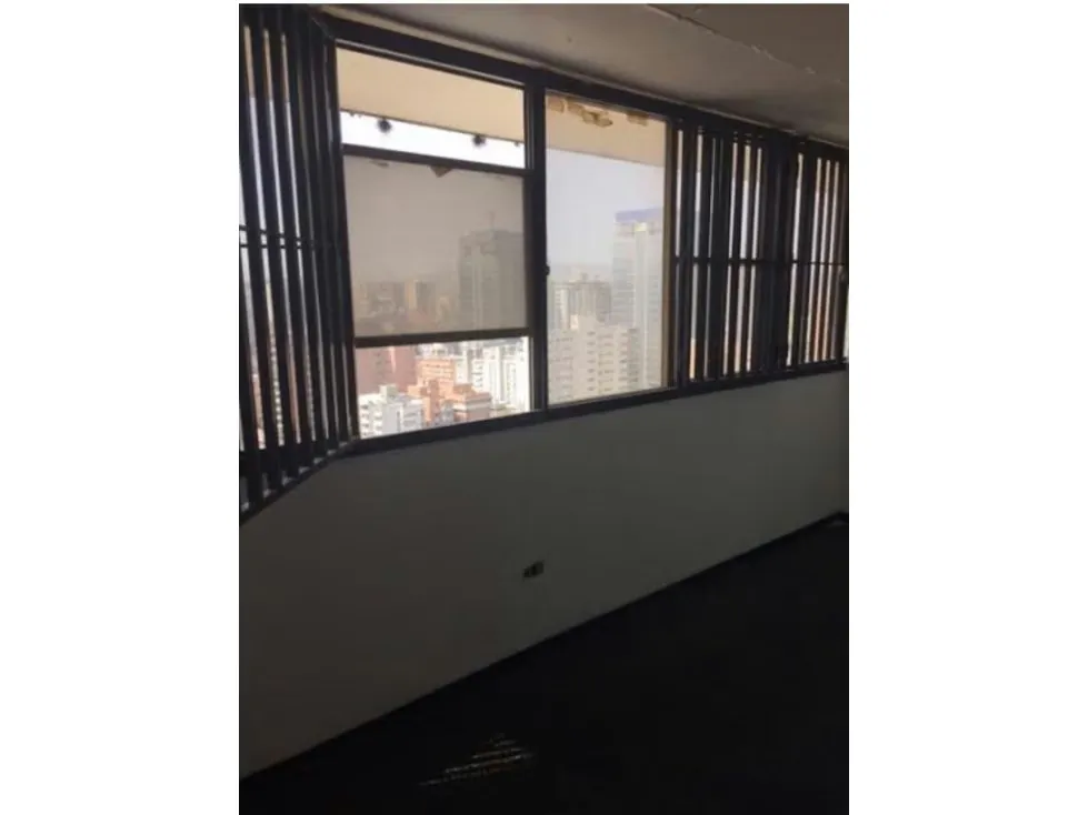 Se vende oficina 96m2 Sabana Grande 1733 - 5