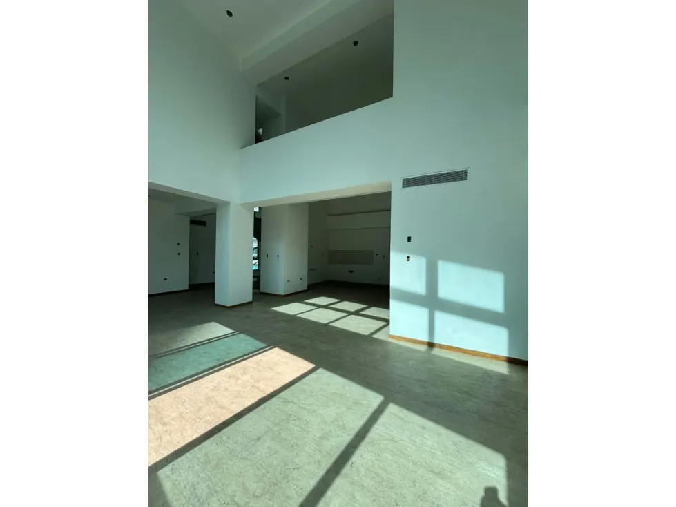 PENT HOUSE TRIPLEX EN VENTA 300 M2 - URB CAMPO ALEGRE