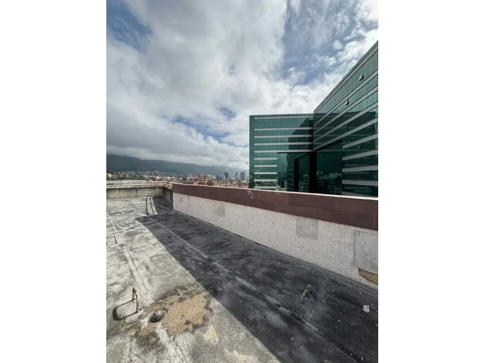 PENT HOUSE TRIPLEX EN VENTA 300 M2 - URB CAMPO ALEGRE - 23