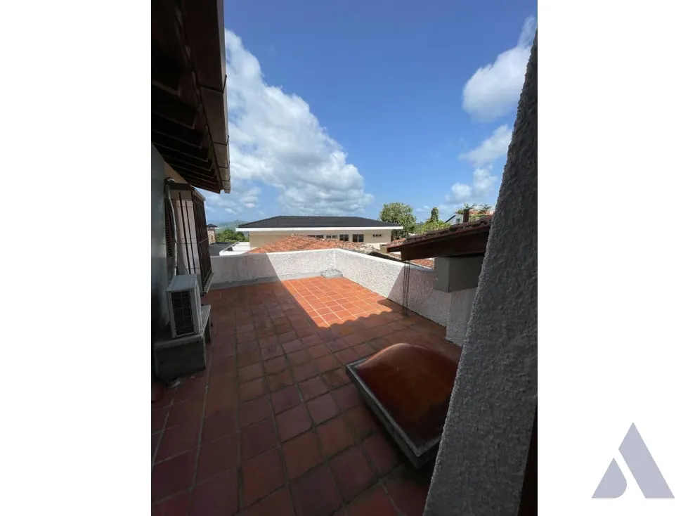 Se vende casa 598m2 La Lagunita 1004 - 26