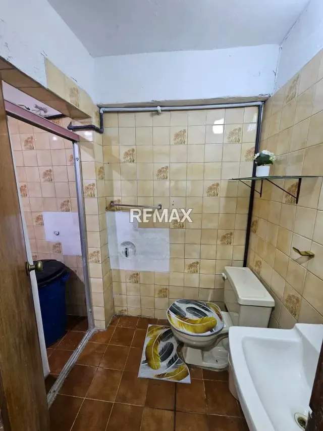 Casa en Venta en Los Flores de Catia, 3 niveles, 397m2 - 12