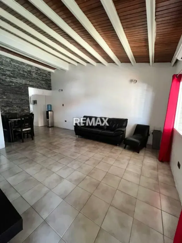 VENDO CASA URB. LOS BUCARES-CABUDARE - 2