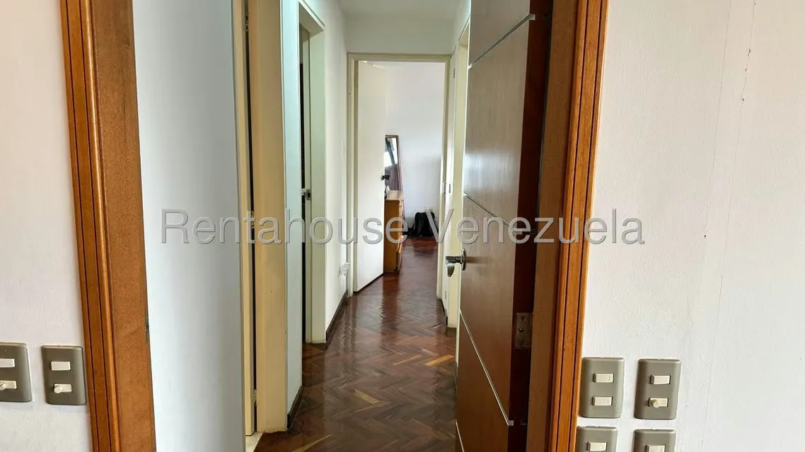 Apartamento (1 Nivel) en Venta en La Tahona, Distrito Metropolitano - 11