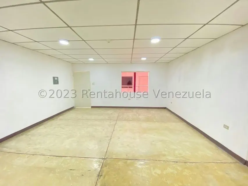 Oficina en Alquiler en Centro, Lara - 10