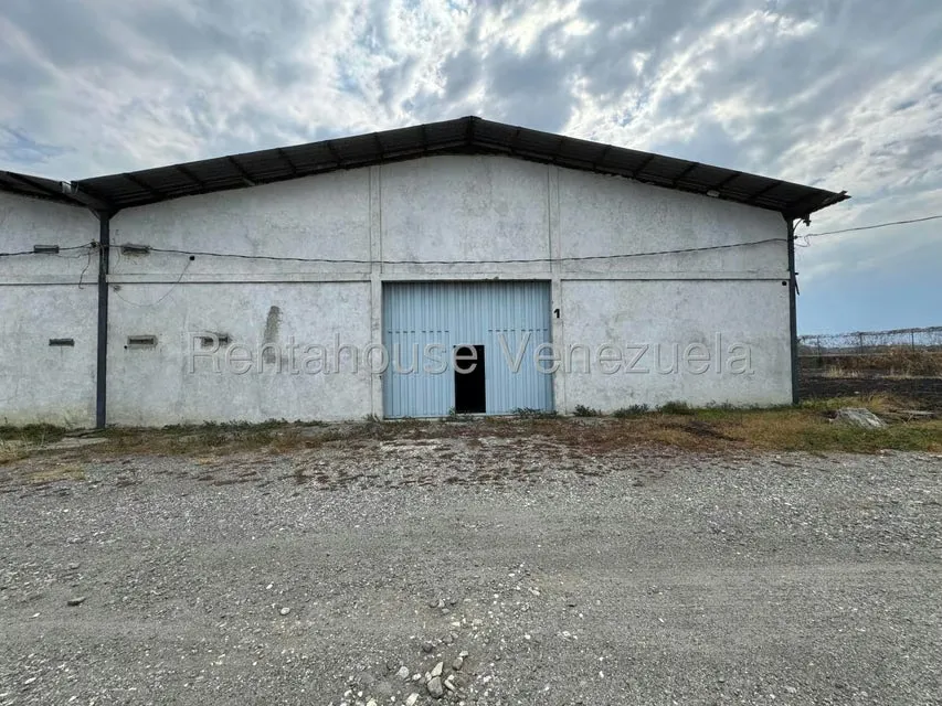 Galpon - Deposito en Alquiler en Miraflores, Portuguesa - 20