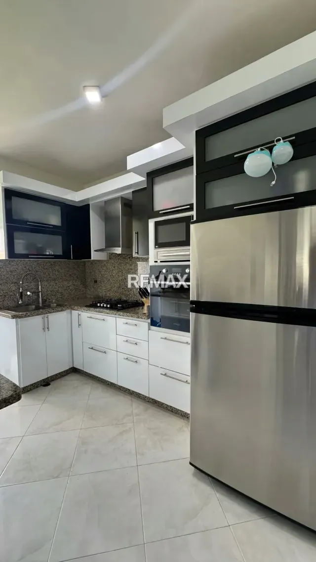APARTAMENTO EN VENTA - CHIMENEAS
