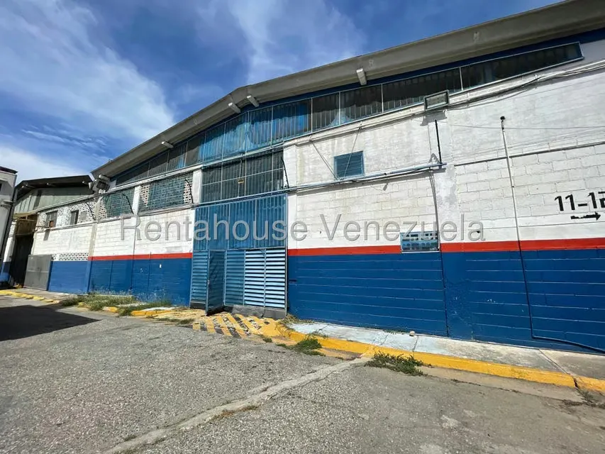 Negocios y Empresas (Mayorista y Distribucion) en Venta en Zona Industrial 2, Lara - 2