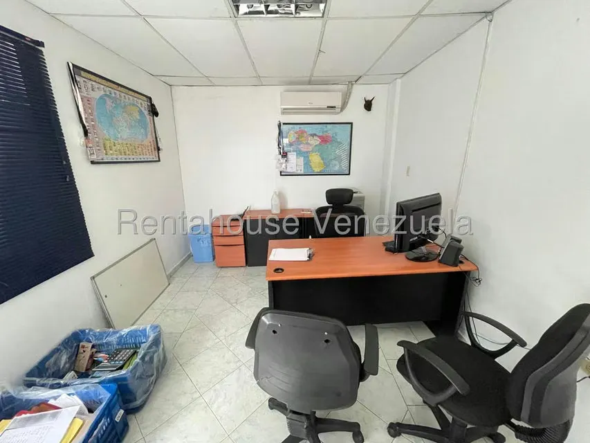 Negocios y Empresas (Mayorista y Distribucion) en Venta en Zona Industrial 2, Lara - 3