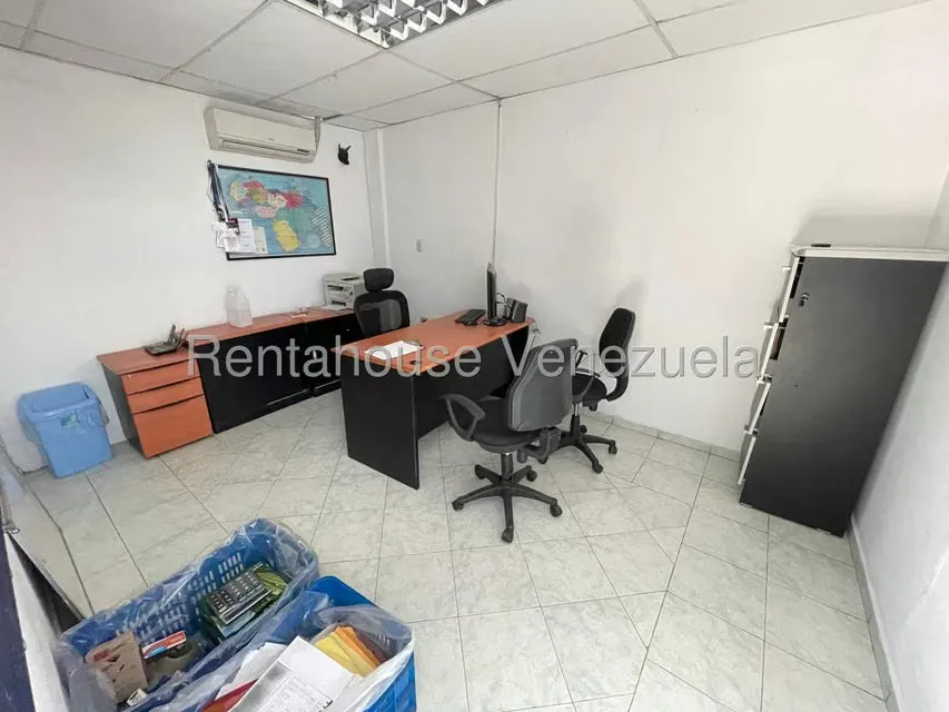 Negocios y Empresas (Mayorista y Distribucion) en Venta en Zona Industrial 2, Lara - 4