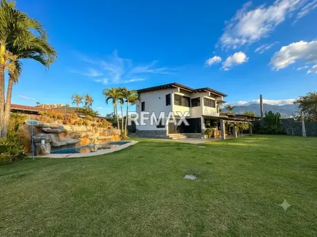 Casa en venta - La Lagunita Country Club (calle cerrada) - 2
