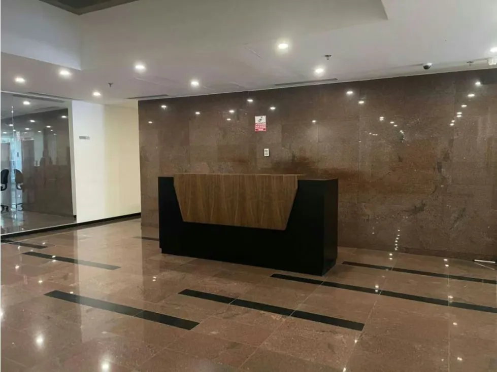 Local comercial en venta - El Rosal - 2