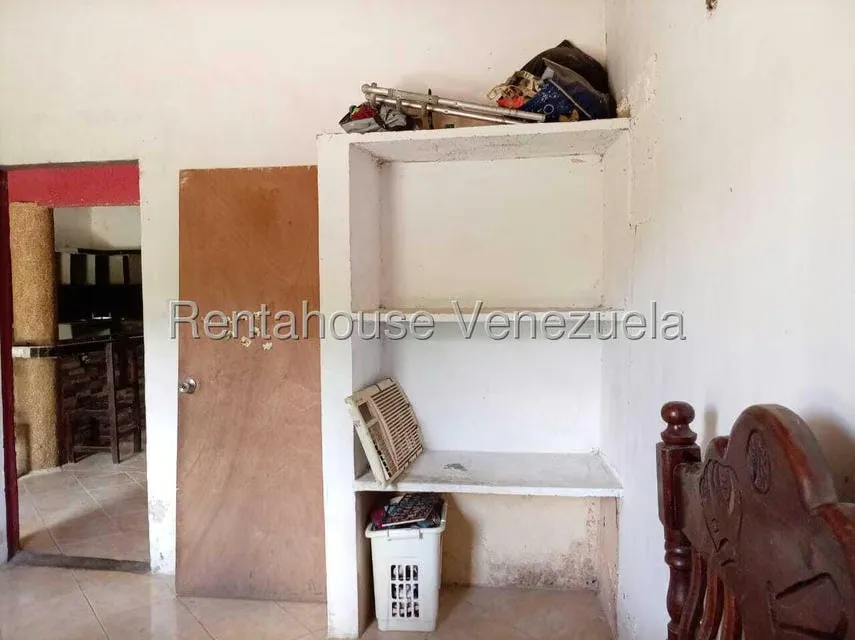 Casa (1 Nivel) en Venta en Flor Amarillo, Carabobo - 11