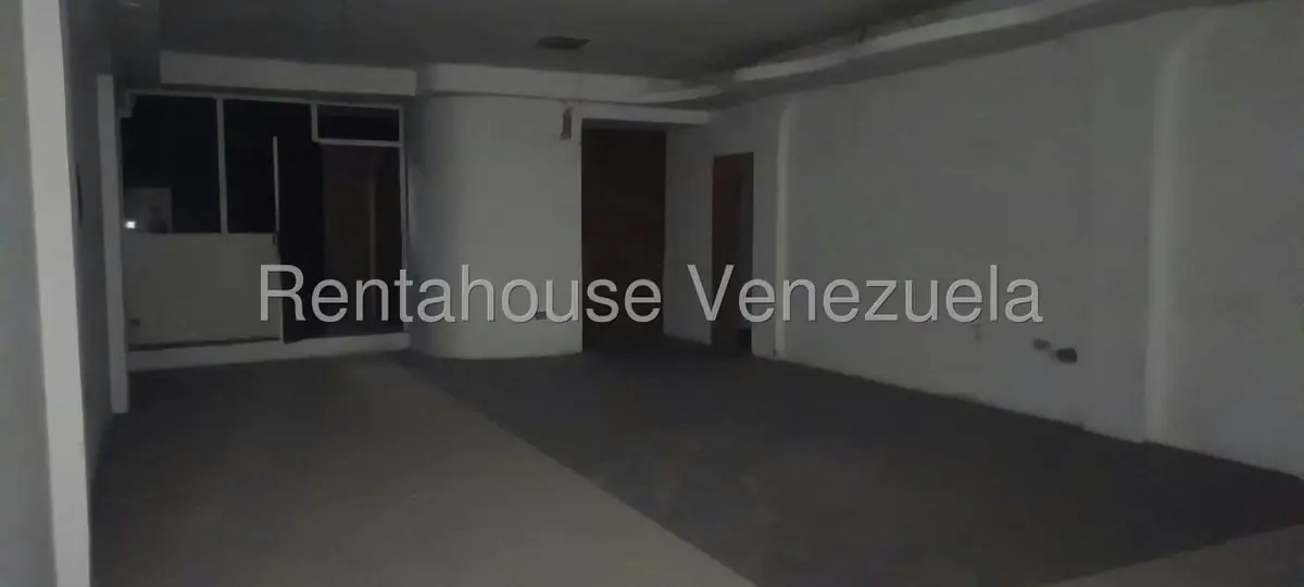 Local Comercial en Alquiler en Sector Sucua, Miranda - 6
