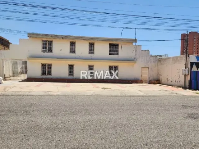 INMUEBLE COMERCIAL