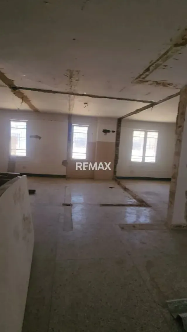 INMUEBLE COMERCIAL - 8