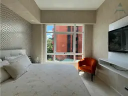 View 25