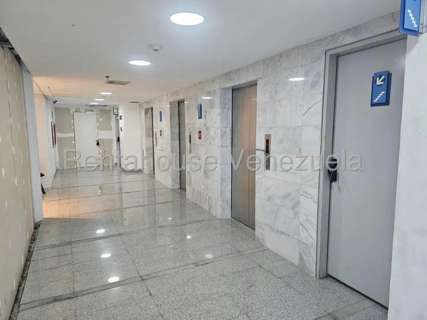 Oficina en Venta en Las Mercedes, Distrito Metropolitano - 12